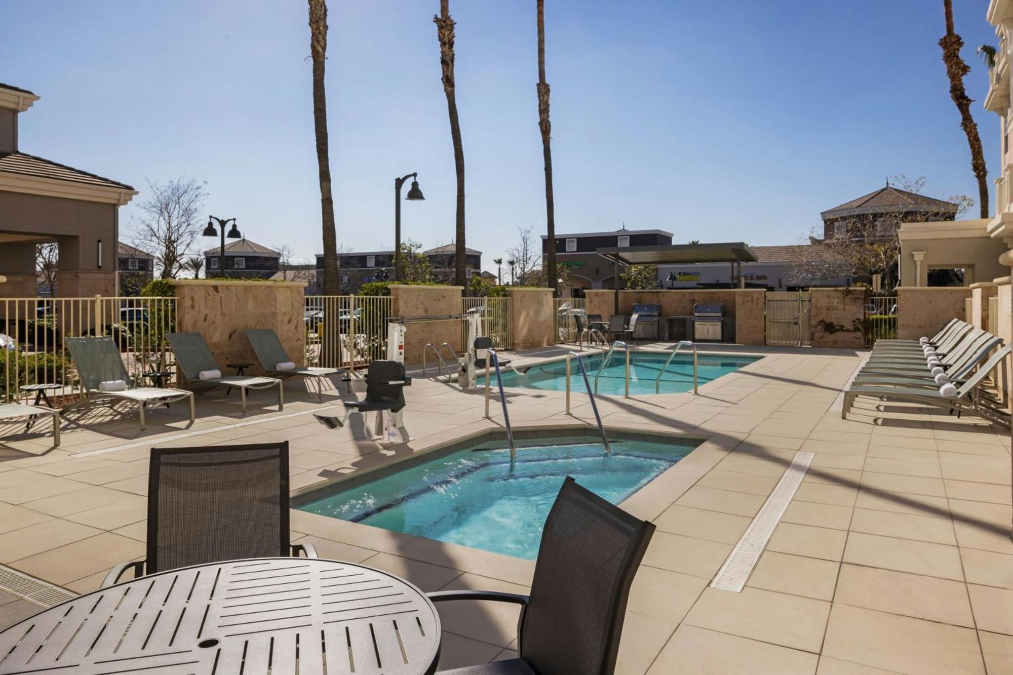 Towneplace Suites By Marriott Ontario Airport Rancho Cucamonga Exterior photo
